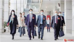 深圳市政协委员李小龙：整合时尚产业资源 打造国际化时尚之都