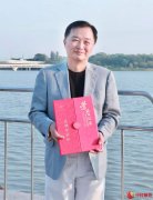 《光明使者之歌》