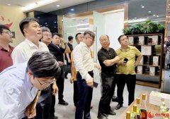 云南省政协调研组调研五族生态农业「版纳热度」品牌发展